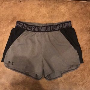 Underarmour workout shorts